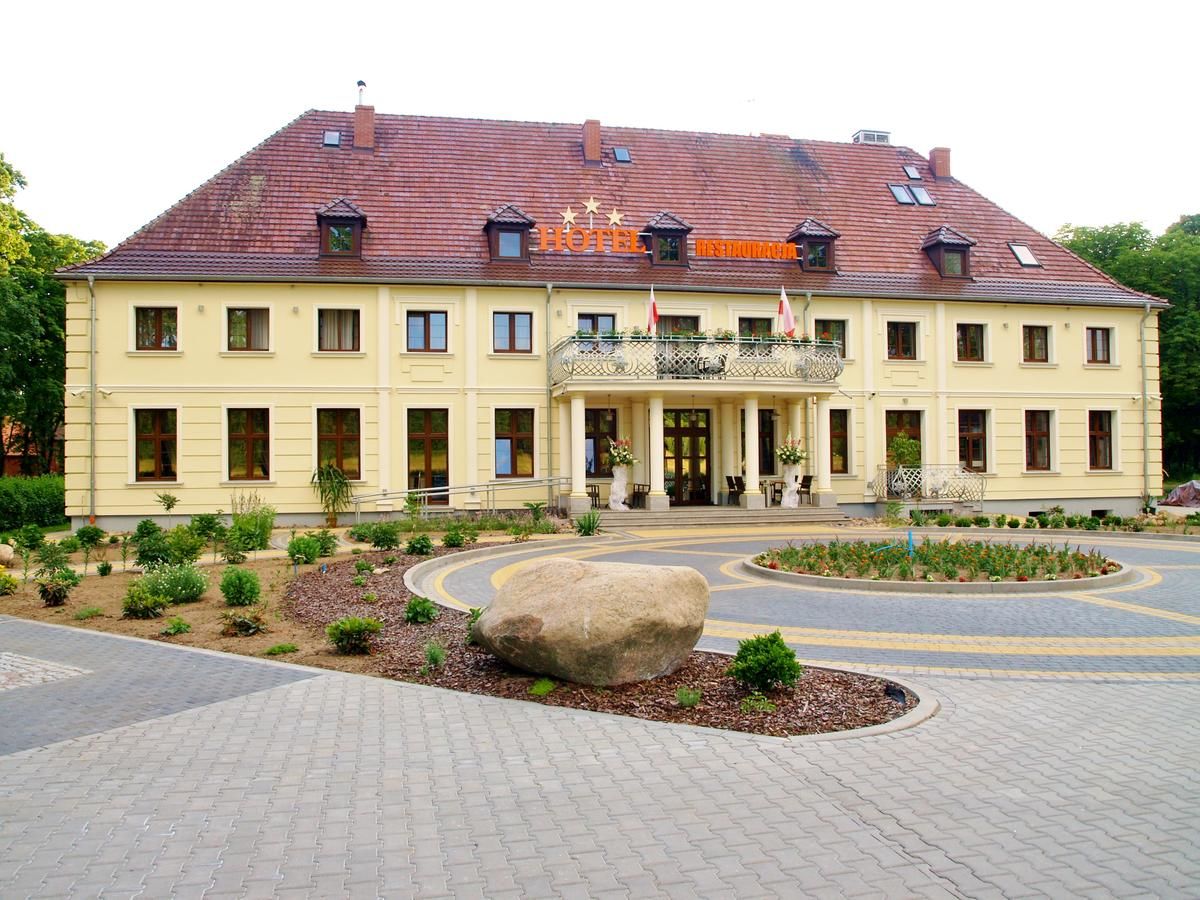 Отель Hotel Świętoborzec Łobez-6